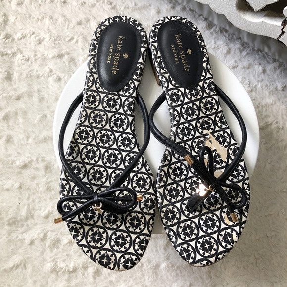 kate spade Shoes - ⭐️SALE⭐️ Kate Spade Mistic Black Sandals